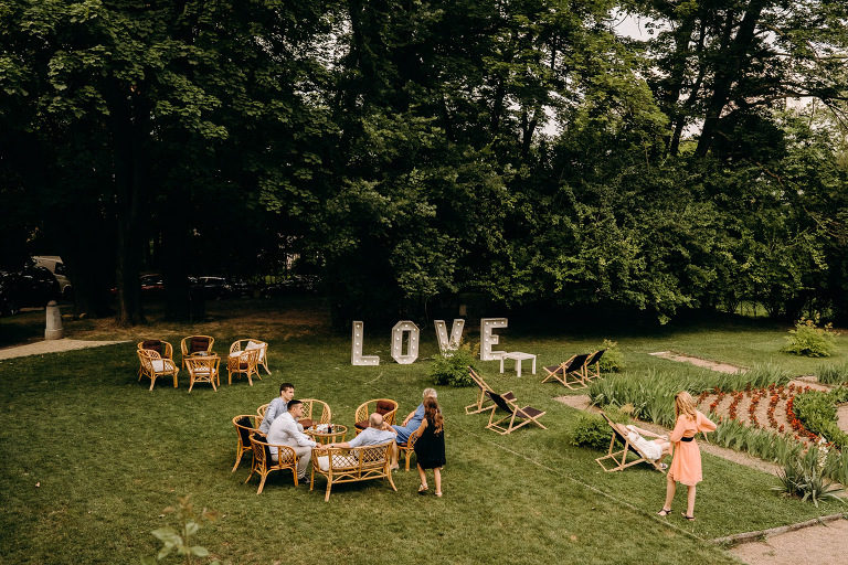 Ania i Sebastian - Ślub w Pałacu Żeleńskich 154 Dj na wesele, fotograf ślubny Kraków, fotografia ślubna bochnia, fotografia ślubna kraków, Pałac na wesele, Pałac Żeleńskich, plener ślubny, Sala ślubna, Sala ślubna pod Krakowem, sesja ślubna zagraniczna, Sesja w górach, Ślub pod Krakowem, Wesele w Pałacu Żeleńskich, zdjęcia ślubne